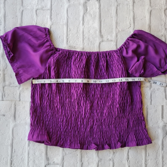 Truth purple off shoulder scrunched top size 1X - Picture 3 of 5